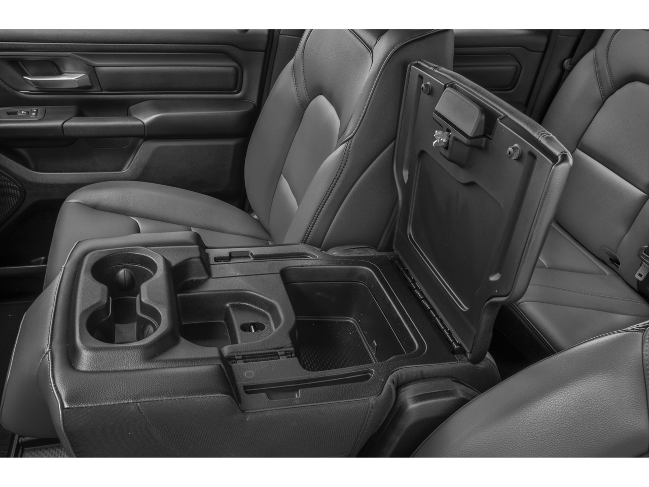 2026 RAM Ram 1500 RAM 1500 EXPRESS QUAD CAB 4X4 6'4' BOX