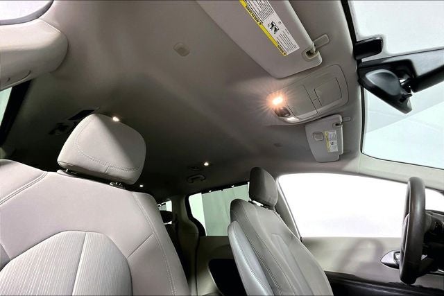 2017 Chrysler Pacifica Touring L