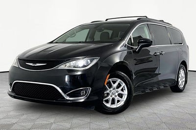 2017 Chrysler Pacifica Touring L