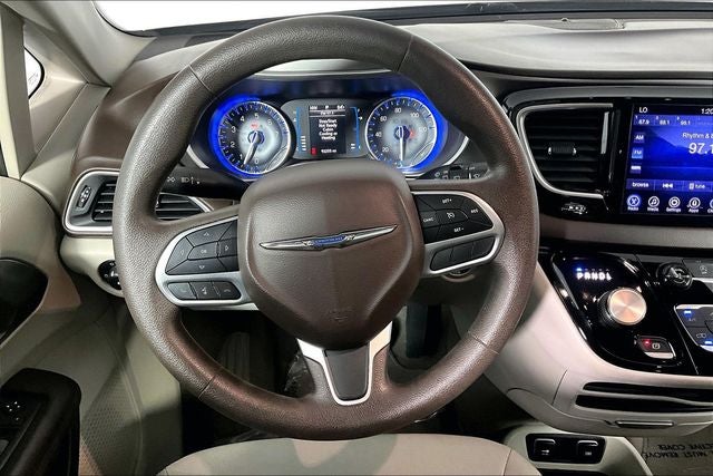 2017 Chrysler Pacifica Touring L