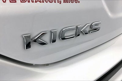 2021 Nissan Kicks S