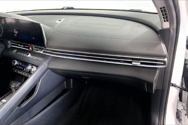2022 Hyundai Elantra Limited