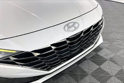 2022 Hyundai Elantra Limited
