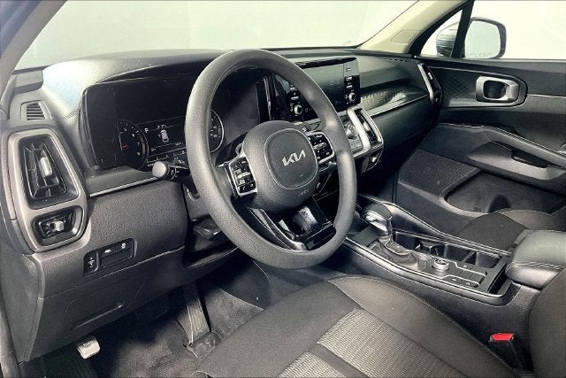 2022 Kia Sorento LX