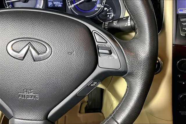 2016 INFINITI QX50 Base