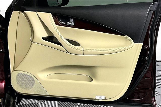 2016 INFINITI QX50 Base