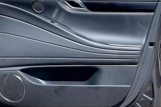 2025 Genesis G80 2.5T