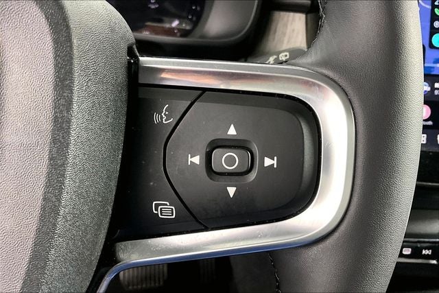 2023 Volvo XC40 Ultimate