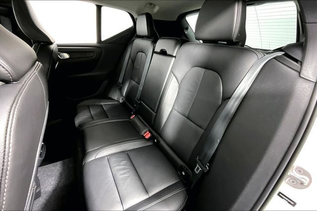 2023 Volvo XC40 Ultimate