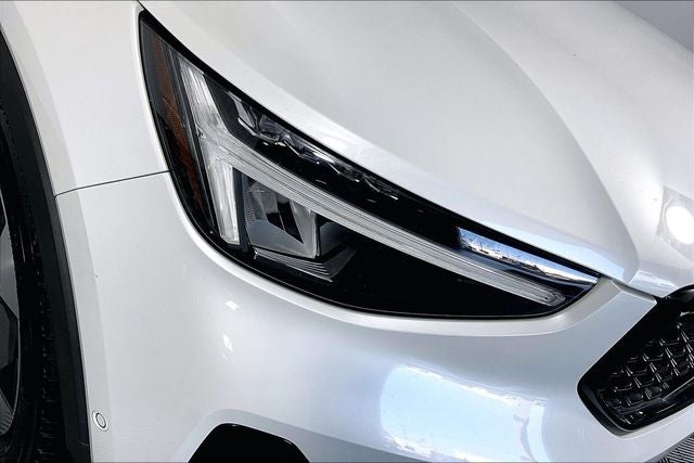 2023 Volvo XC40 Ultimate