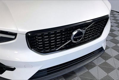 2023 Volvo XC40 Ultimate