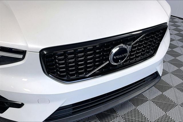 2023 Volvo XC40 Ultimate