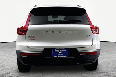 2023 Volvo XC40 Ultimate