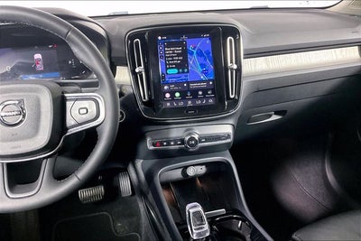 2023 Volvo XC40 Ultimate
