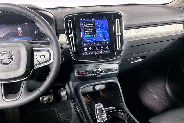 2023 Volvo XC40 Ultimate