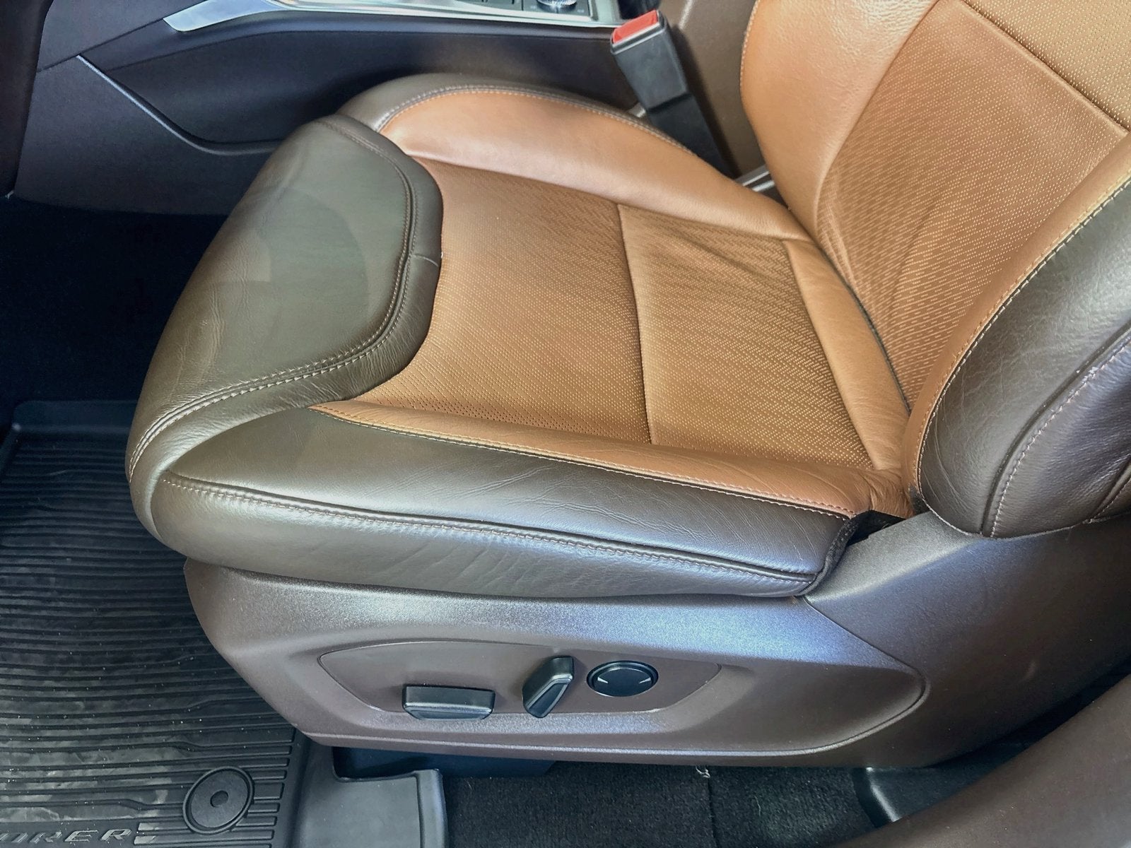 2023 Ford Explorer King Ranch