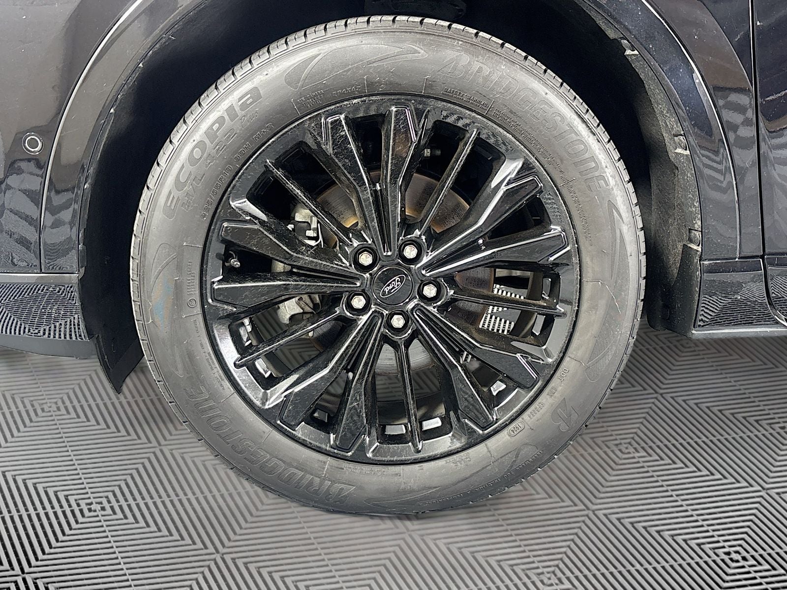 2024 Ford Escape ST-Line Elite