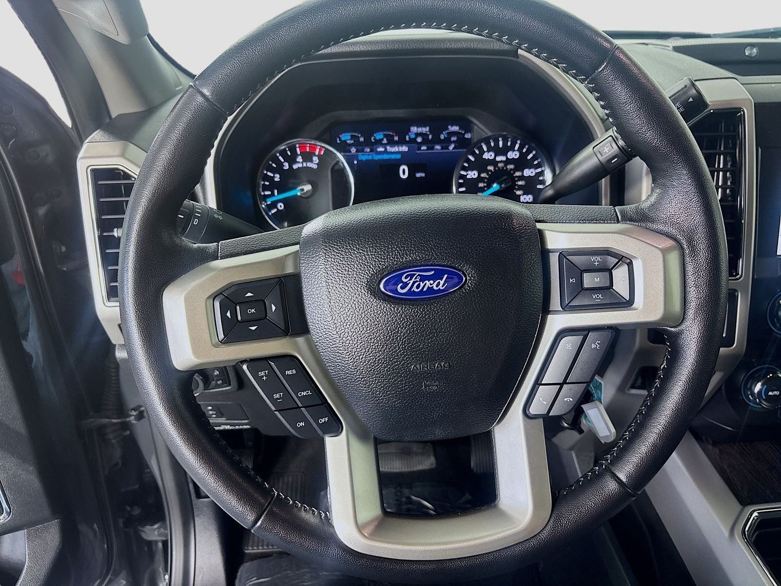2021 Ford F-250SD Lariat