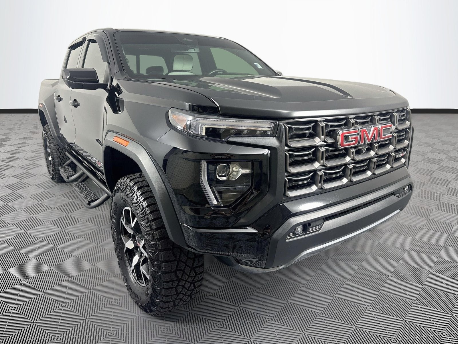 2025 GMC Canyon AT4