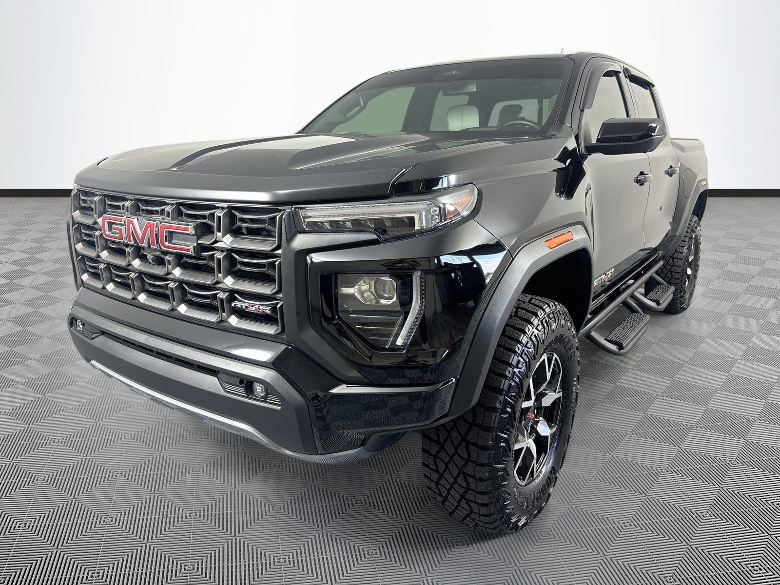 2025 GMC Canyon AT4