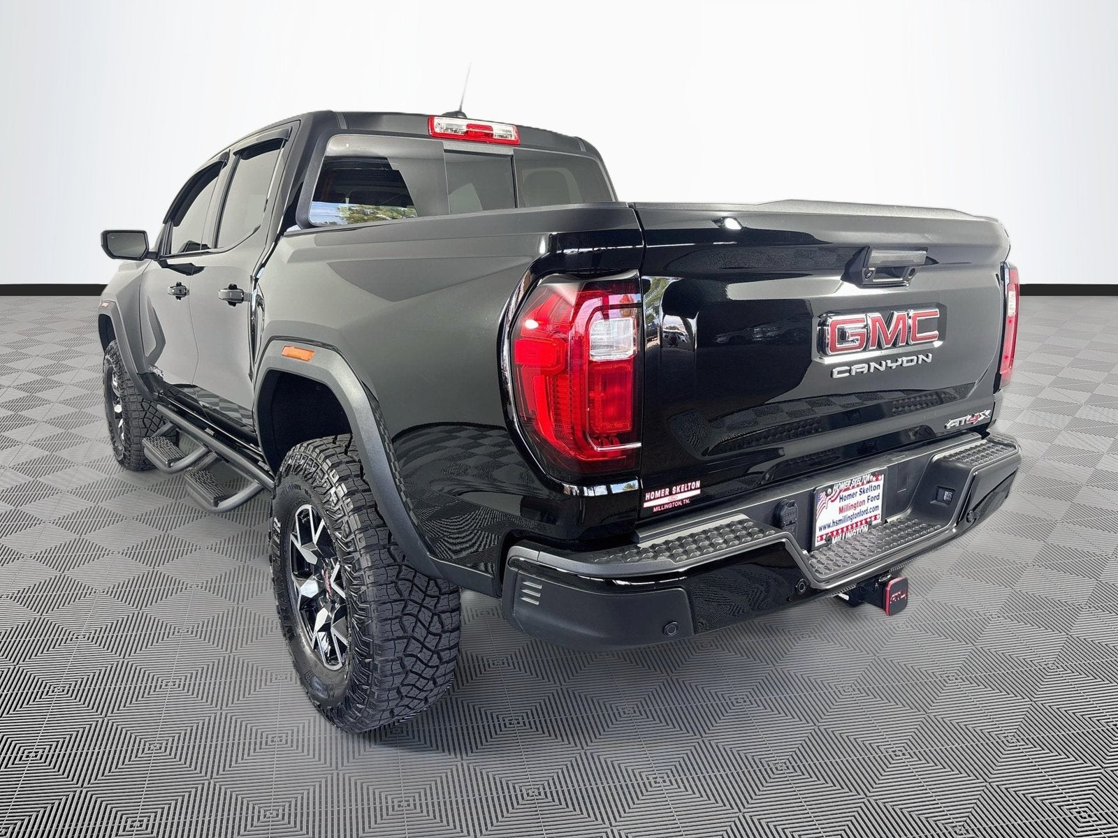 2025 GMC Canyon AT4