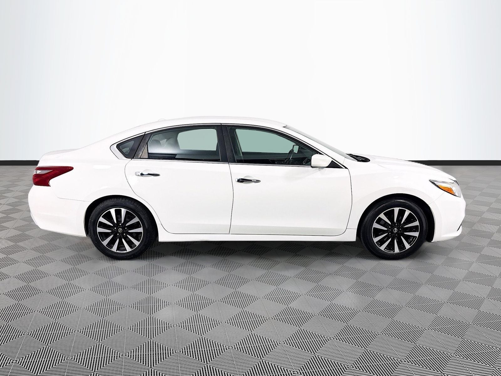 2018 Nissan Altima 2.5 SV