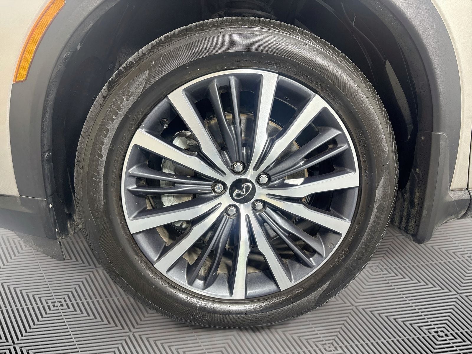 2023 INFINITI QX60 Sensory