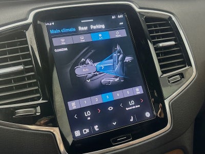 2024 Volvo XC90 B6 Plus Bright Theme