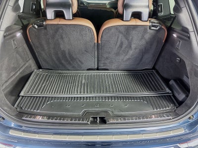 2024 Volvo XC90 B6 Plus Bright Theme