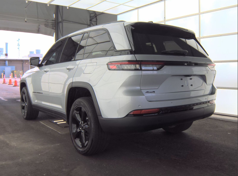 2023 Jeep Grand Cherokee Altitude X