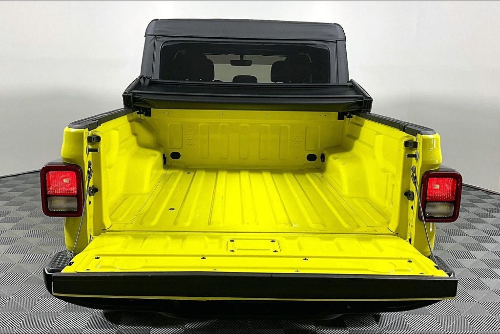 2023 Jeep Gladiator Overland