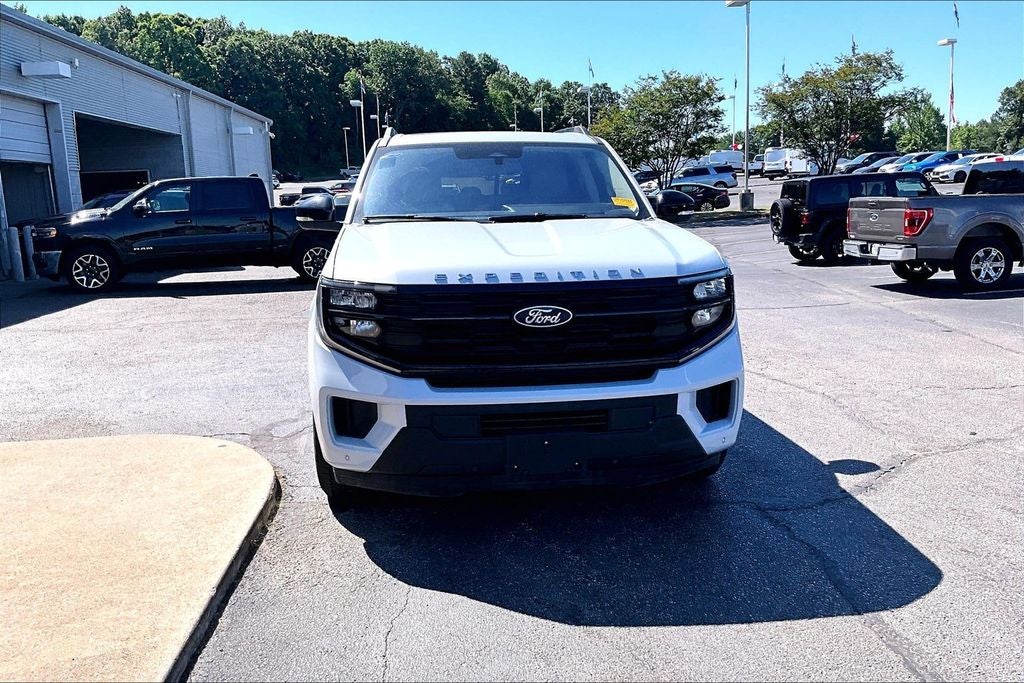 2025 Ford Expedition Active