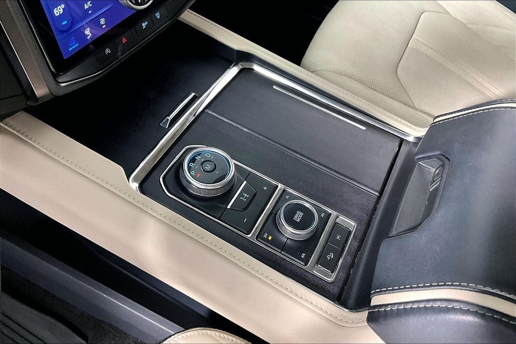 2023 Ford Expedition Platinum