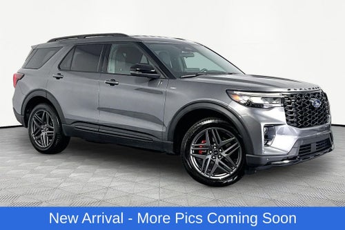 2025 Ford Explorer ST-Line