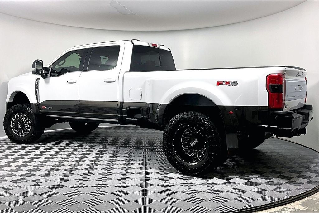 2025 Ford F-450SD King Ranch DRW
