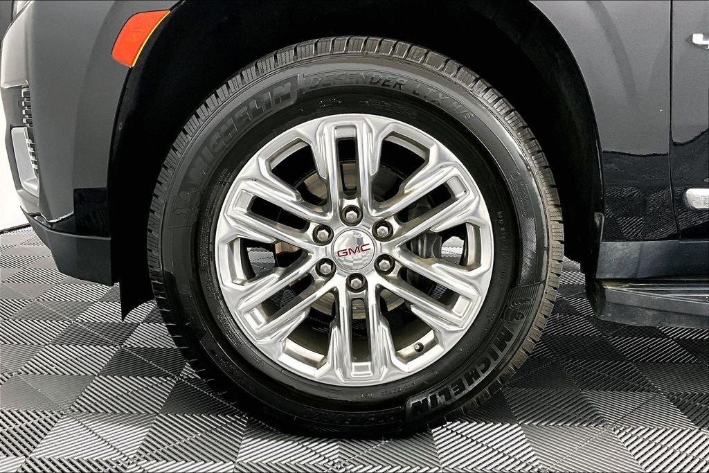 2021 GMC Yukon XL SLT