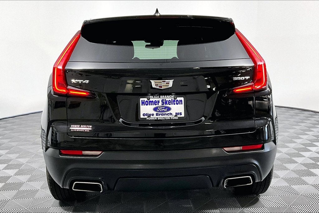 2023 Cadillac XT4 Luxury