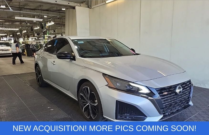 2023 Nissan Altima 2.5 SR