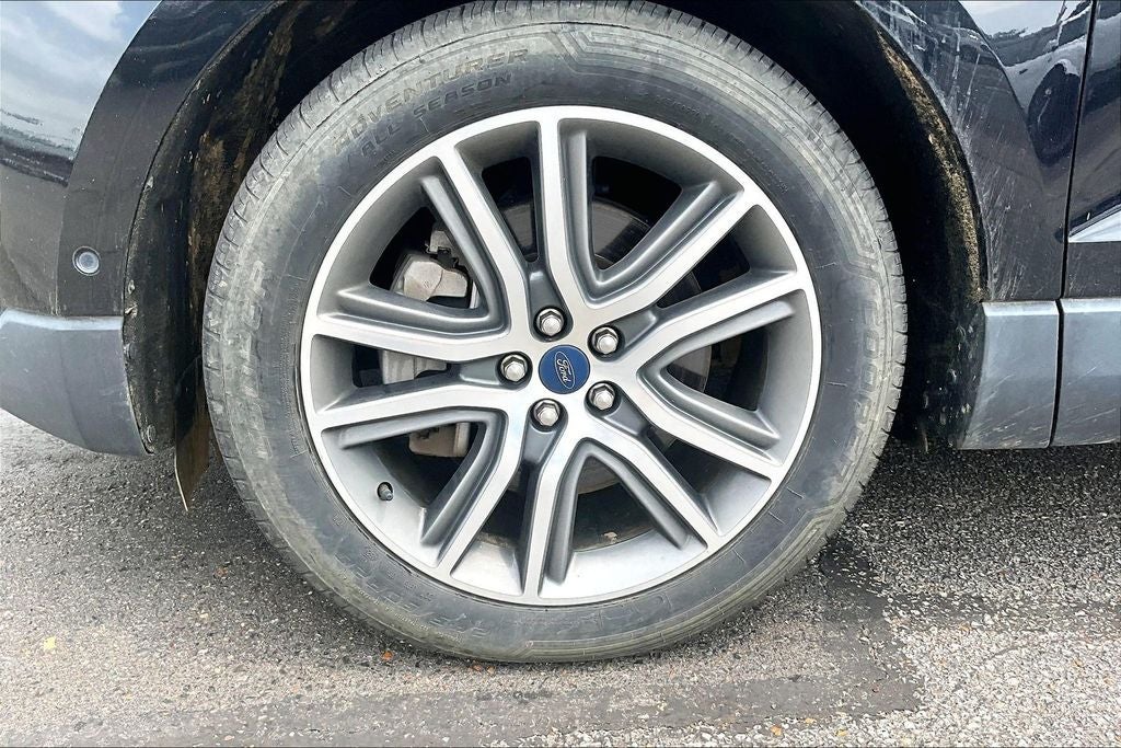 2021 Ford Edge Titanium