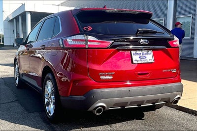 2020 Ford Edge Titanium