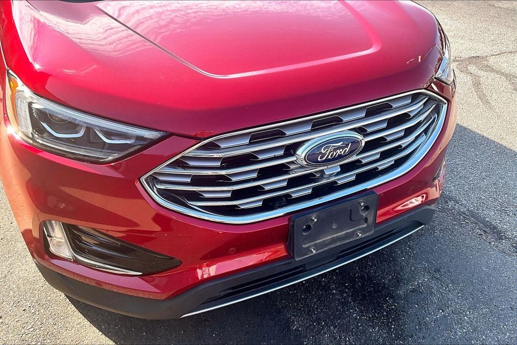 2020 Ford Edge Titanium