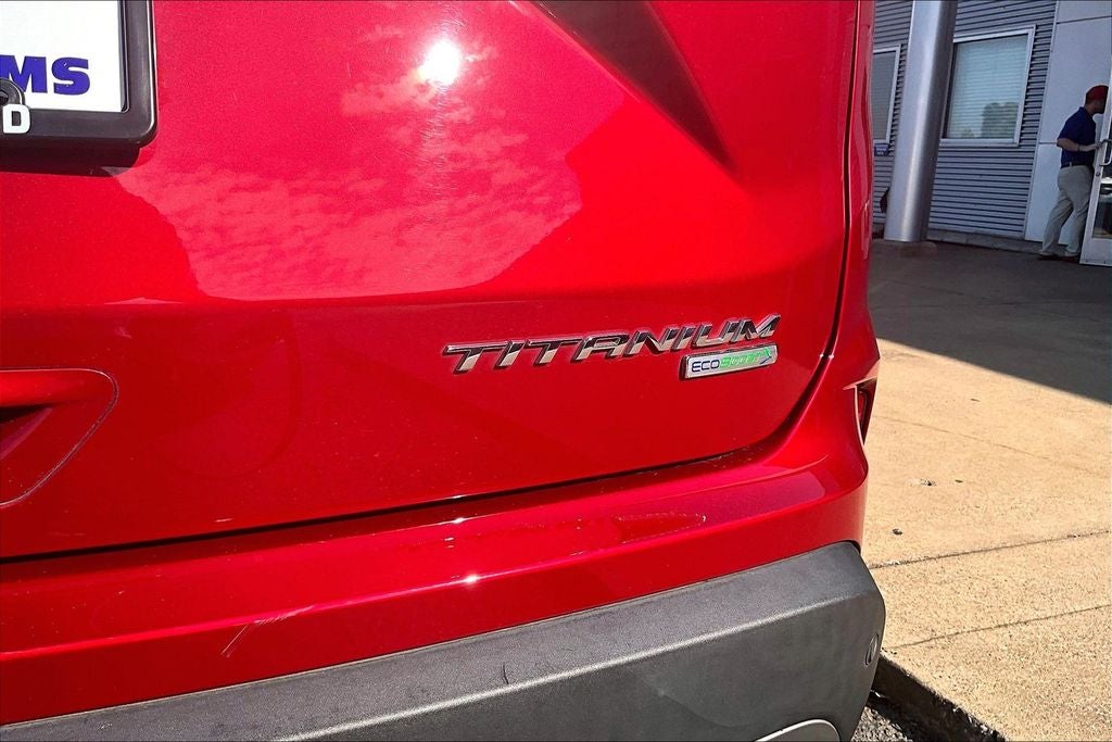 2020 Ford Edge Titanium
