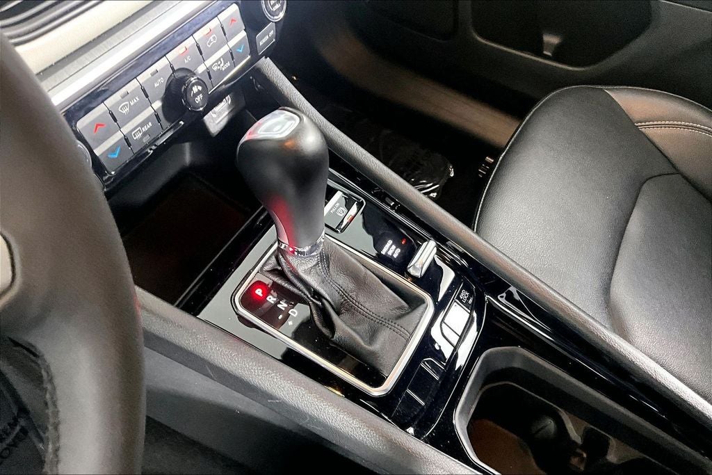 2025 Jeep Compass Limited - Photo 17