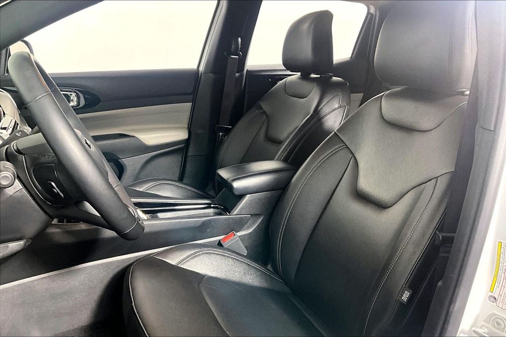 2025 Jeep Compass Limited - Photo 24