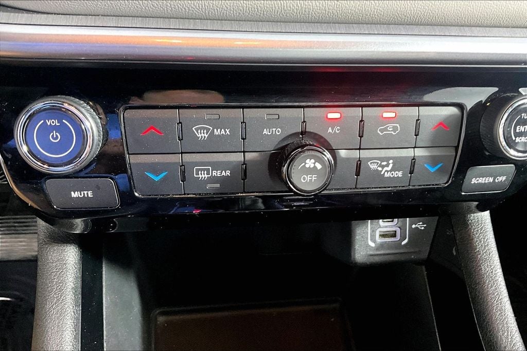 2025 Jeep Compass Limited - Photo 32