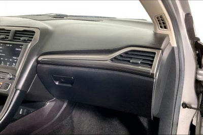 2017 Ford Fusion SE
