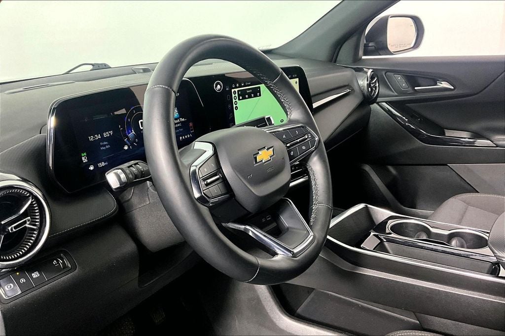 2025 Chevrolet Equinox LT - Photo 13