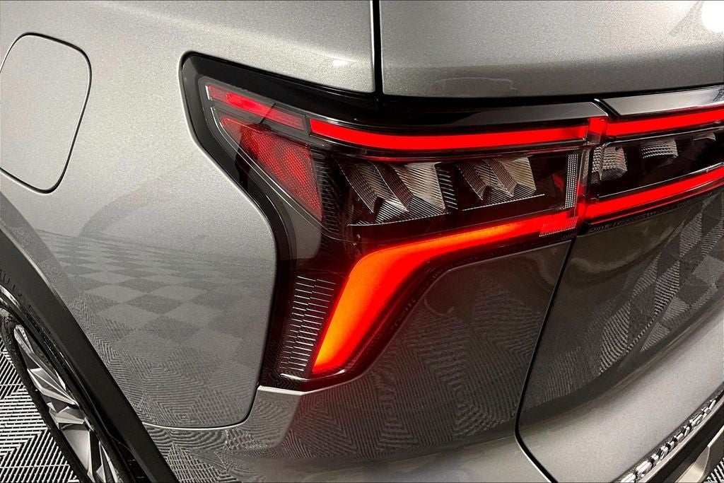 2025 Chevrolet Equinox LT - Photo 27