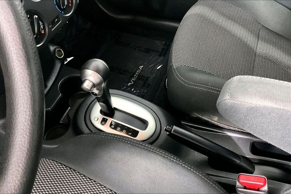 2019 Nissan Versa Sedan SV - Photo 17