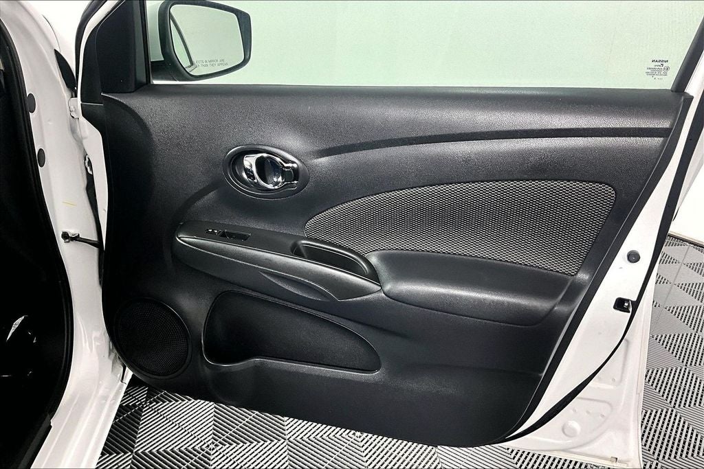 2019 Nissan Versa Sedan SV - Photo 23